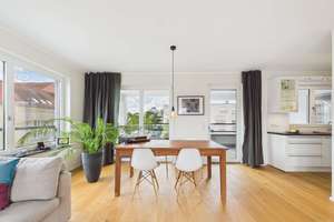 SITULI: Exklusives Indoor-Outdoor-Living in Schwabing mit Dachterrasse und Loggia – Die vollständige Adresse der Immobilie erhältst du vom Anbieter., 80804 Am Luitpoldpark, München – Vorschaubild 4