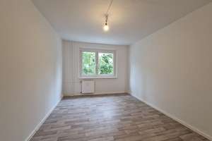 Ab 25.07.2026***Hereinspaziert und wohlgefühlt in die frisch renovierte 3-Zimmer-Wohnung im EG! – An der Kotsche 33, 4207 Lausen-Grünau, Leipzig – Vorschaubild 4