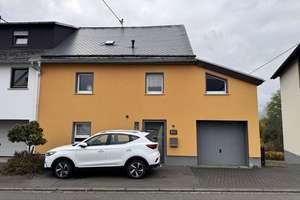 RESERVIERT - gepflegte Doppelhaushälfte mit Terrasse und Garage – Die vollständige Adresse der Immobilie erhältst du vom Anbieter., 56470 Bad Marienberg (Westerwald) – Vorschaubild 3