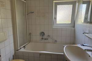 ++ Freistehendes Haus mit Gestaltungspotential – Selbstnutzer oder Vermieter geräumt, gereinigt ++ – Robert Bosch Strasse 5, 71706 Markgröningen – Vorschaubild 11