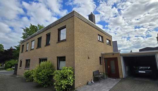 Bild von Provisionsfrei!!! Doppelhaushälfte mit Keller und Garage nahe Bürgerfelder Teich und Gr. Bürgerbusch