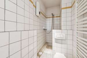 Seltene Gelegenheit am Heumarkt – Leerstehende 1,5-Zimmer-Wohnung mit Entwicklungspotenzial – Die vollständige Adresse der Immobilie erhältst du vom Anbieter., 50667 Altstadt/Nord, Köln – Vorschaubild 9