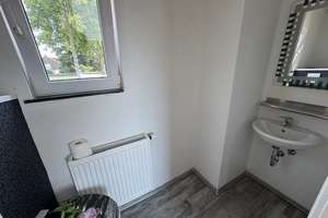 Zwei Häuser auf einem Grundstück mit Hof und großem Garten - mit Ausbau- & Entwicklungspotenzial – Die vollständige Adresse der Immobilie erhältst du vom Anbieter., 52355 Gürzenich, Düren – Vorschaubild 54
