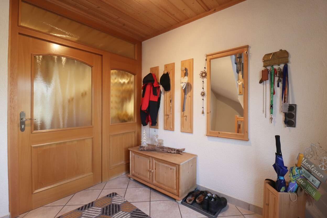 Großes Wohn- und Gewerbeanwesen mit vielfältigen Nutzungsmöglichkeiten!, Ansbach Kreis – Bild 3