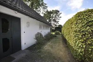 WOHNEN & LEBEN in ALT-WITTLAER:
Klassischer Winkel-Bungalow 
in fußläufiger Nähe zum RHEINDEICH! – Düsseldorf – Vorschaubild 5
