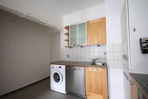 Gemütlich wohnen im Dachgeschoss – 2,5-Zimmer-Altbauwohnung in Neuhausen – Die vollständige Adresse der Immobilie erhältst du vom Anbieter., 80637 Dom Pedro, München – Vorschaubild 6
