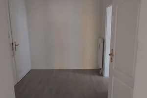 Gemütliche, frisch renovierte 2 ZKB Wohnung in zentraler Lage zu vermieten! – Eibenstocker Str. 27, 1277 Dresden – Vorschaubild 6