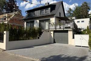 Exklusives Einfamilienhaus in Premiumlage von Günzburg – Stilvoll saniert & sofort bezugsbereit – Die vollständige Adresse der Immobilie erhältst du vom Anbieter., 89312 Günzburg – Vorschaubild 3