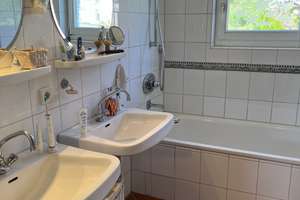 GROSSZÜGIGES UND FAMILIENGERECHTES WOHNEN MIT GARTENANLAGE UND SONNENTERRASSEN – Die vollständige Adresse der Immobilie erhältst du vom Anbieter., 70329 Rohracker, Stuttgart – Vorschaubild 11