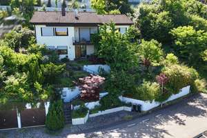 Über den Dächern von Unterheinriet EFH in Hanglage mit Traumaussicht und Einliegerwohnung – 74199 Untergruppenbach – Vorschaubild 1