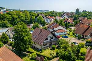 Für die große Familie – Zweifamilienhaus mit Potenzial in ruhiger Lage – Die vollständige Adresse der Immobilie erhältst du vom Anbieter., 78315 Radolfzell am Bodensee – Vorschaubild 1