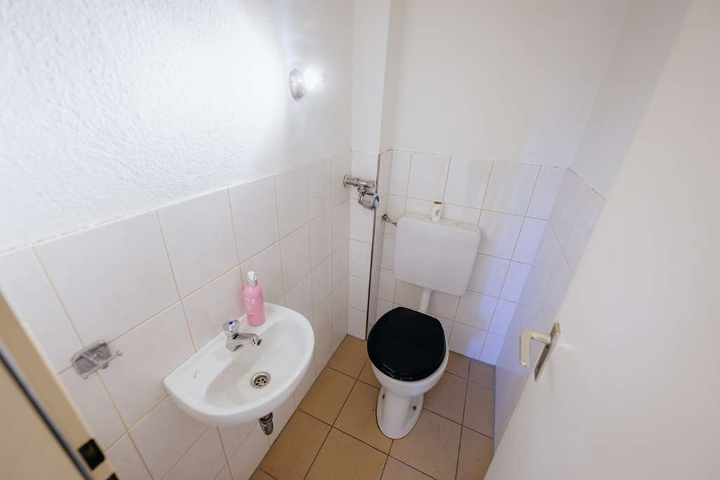 Immobilie in Oerlinghausen - Immobilienstart: Einzug oder Invest!
Sehr gepflegte Wohnanlage, guter Grundriss - Bild 4