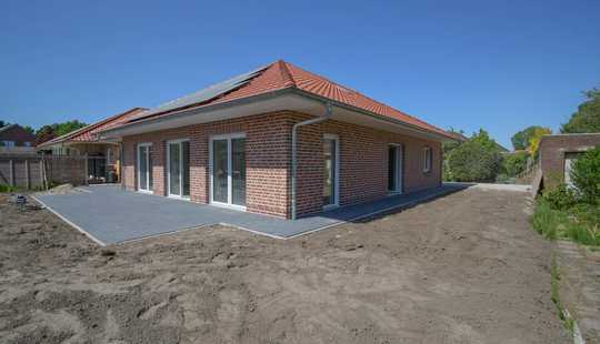 Bild von 6576 - Nachhaltig leben, stilvoll wohnen - Energieeffizienter Neubau-Bungalow mit Garage