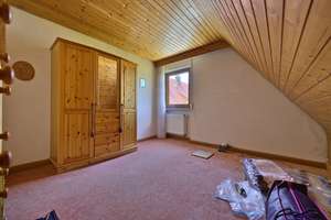 Gepflegtes Reihenmittelhaus mit Wintergarten und Garage in familienfreundlicher Lage in Nürnberg Ge – Die vollständige Adresse der Immobilie erhältst du vom Anbieter., 90449 Gebersdorf, Nürnberg – Vorschaubild 12