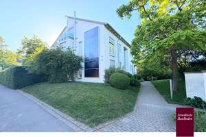 Kaltental | Großzügige, helle 3‑Zimmer‑Wohnung mit Einbauküche und 3 Balkonen in Kaltental  +++ – Fohrenbühlstraße 18, 70569 Kaltental, Stuttgart – Vorschaubild 3