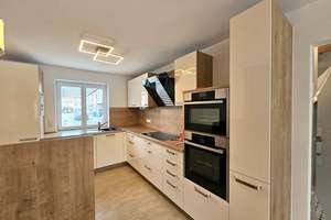 Wo Familienglück wohnt: Charmantes Reihenmittelhaus mit Garten – Die vollständige Adresse der Immobilie erhältst du vom Anbieter., 87600 Kaufbeuren (Kernstadt), Kaufbeuren – Vorschaubild 3