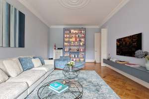 Ein Zuhause von bleibender Eleganz! Hochherrschaftliche Stilaltbauetage – Die vollständige Adresse der Immobilie erhältst du vom Anbieter., 60325 Westend-Süd, Frankfurt am Main – Vorschaubild 6