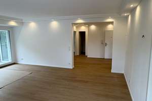 Erstbezug nach Kernsanierung – ruhige Lage mit großem Balkon, Einbauküche & Stellplatz – Die vollständige Adresse der Immobilie erhältst du vom Anbieter., 51061 Stammheim, Köln – Vorschaubild 5