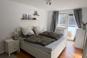 Privat ohne Maklerprovision: 3-Raum-Wohnung mit zwei Balkonen und EBK in München Bogenhausen – Regina-Ullmann-Str. 69, 81927 Johanneskirchen, München – Vorschaubild 4