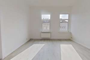 Großzügig geschnittene 3-Zimmer-Wohnung mit Tageslichtbad und viel Lichteinfall