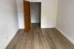 Sanierte 2-Raum-Wohnung mit Einbauküche in Essen – Rellinghauser Straße 284, 45136 Essen – Vorschaubild 7