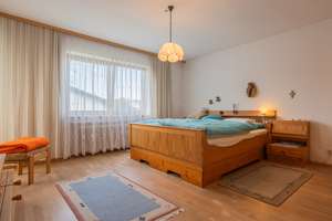 Passau-Neustift/Zentrum: Einfamilienhaus mit Einliegerwohnung – Die vollständige Adresse der Immobilie erhältst du vom Anbieter., 94036 Neustift, Passau – Vorschaubild 4