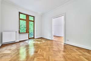 BEL ÉTAGE! 4-Room Historic Apartment - 2 Balconies, Fitted Kitchen & Wellness Oasis *13-Min to Clay* – Die vollständige Adresse der Immobilie erhältst du vom Anbieter., 65185 Mitte, Wiesbaden – Vorschaubild 2
