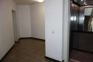 EXKLUSIV BILK NÄHE UNI HELL + RUHIG RENOVIERT KOMPLETT PARKETT DUSCHBAD TG-STELLPL. 1.OG / AUFZUG – Himmelgeister Straße 189, 40225 Flehe, Düsseldorf – Vorschaubild 12