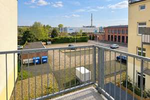 *Ideal für Familie, Pärchen oder WG* 3-Raumwohnung mit Balkon + Einbauküche + Tageslichtbad!! – 39112 Sudenburg, Magdeburg – Vorschaubild 2