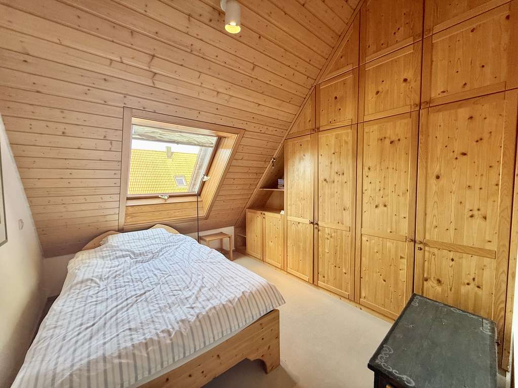 Immobilie in Welzheim - Charmantes Dachgeschoss –  hell, offen und mit Charakter! - Bild 2