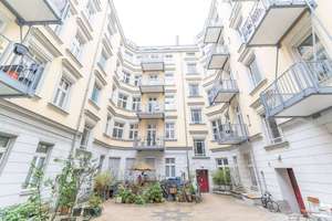 Altbauwohnung mit Balkon am Volkspark Friedrichshain – Die vollständige Adresse der Immobilie erhältst du vom Anbieter., 10407 Prenzlauer Berg, Berlin – Vorschaubild 4