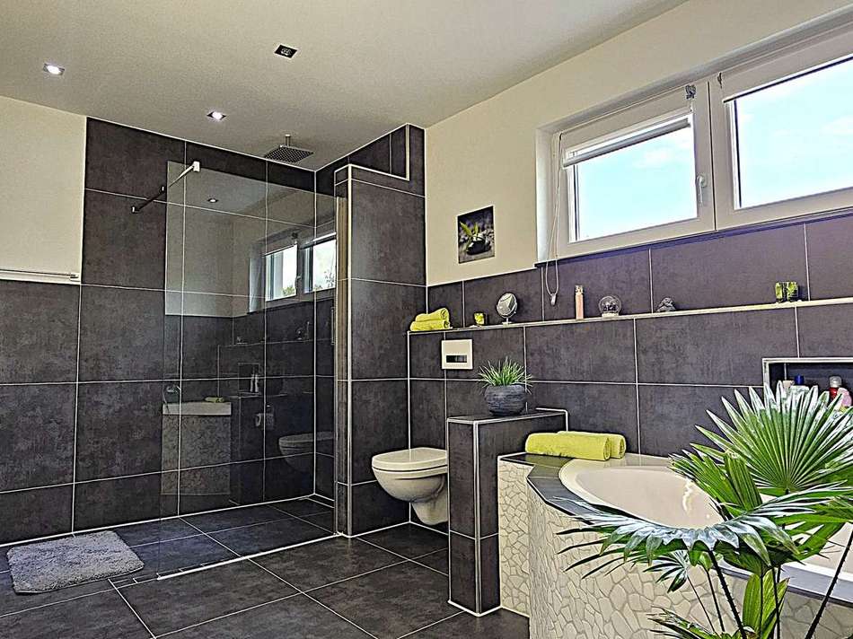 Wohnhaus - Badezimmer