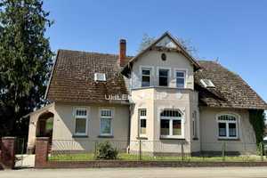 VERKAUFT: 
Toller Preis für ein Schönes Zweifamilienhaus auf ca. 1.450 m² Grundstück im Landkreis d – Uelzen (Kreis) – Vorschaubild 1