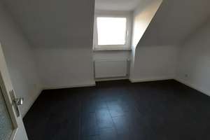 2 Zimmer DG- Wohnung in Essen-Holsterhausen =VIDEO= – Brunostr. 15, 45130 Holsterhausen, Essen – Vorschaubild 2