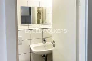 1-Zimmer-Apartment mit Balkon                                               und Tiefgaragenstellp... – Regensburg – Vorschaubild 4