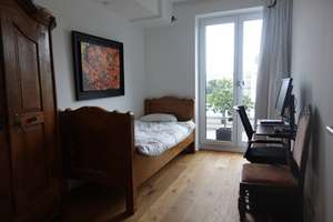Süd-Terrasse über volle Breite | 124 m² kernsaniert | Düsseldorf-Stadtmitte – Hohenzollernstraße 27, 40211 Stadtmitte, Düsseldorf – Vorschaubild 22