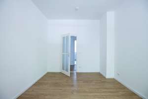 Für Stadtliebhaber: 2-Zimmer-Wohnung mit Balkon und modernem Tageslichtbad nahe Boxhagener Platz – Simplonstraße 53a, 10245 Friedrichshain, Berlin – Vorschaubild 16