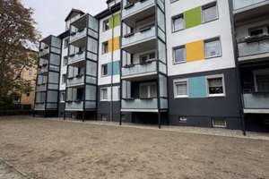 attraktive 3-Zimmer-Hochparterre-Wohnung mit Balkon in Magdeburg