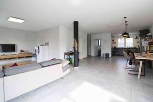 Solide Anlage: Neuwertige Erdgeschosswohnung mit Balkon und Garten – 86697 Oberhausen – Vorschaubild 4