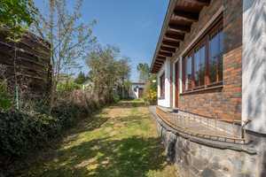 Idylle pur - Geräumiges Haus in ruhiger Lage mit Anbau und weitläufigem Garten – Karlsruhe (Kreis) – Vorschaubild 15