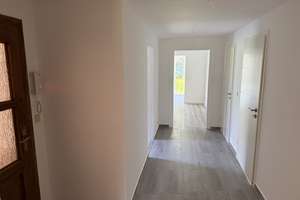 Ruhige 4-Zimmer-Wohnung mit Wintergarten, Einbauküche und Garten an der EGA! WG-geeignet – Die vollständige Adresse der Immobilie erhältst du vom Anbieter., 99094 Hochheim, Erfurt – Vorschaubild 14