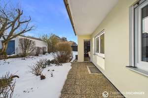 Möblierte 3,5-Zimmer-Wohnung mit Terrasse, Garten und Garage in Regensburg-Graß – Die vollständige Adresse der Immobilie erhältst du vom Anbieter., 93053 Oberisling-Graß, Regensburg – Vorschaubild 9