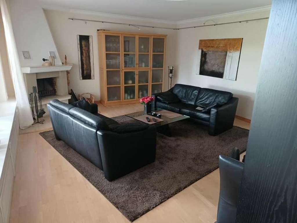 Immobilie in Verl - Schmuckstück in ruhiger Wohnlage! Einfamilienhaus mit gehobener Ausstattung! - Bild 2