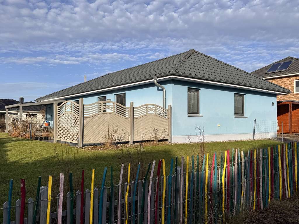 Immobilie in Glasin - Einfamilienhaus im Bungalowstil in Seenähe zu verkaufen! - Bild 1