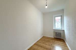 Traumhafte 2,5 Zimmerwohnung mit Balkon und Tageslichtbad – Holzmannstraße 4, 12099 Tempelhof, Berlin – Vorschaubild 15