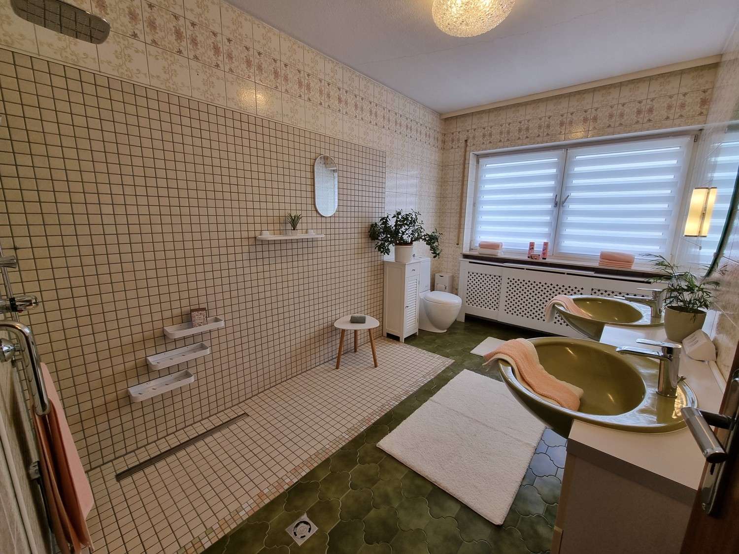 Immobilie in Röthenbach an der Pegnitz - Arbeiten und Wohnen auf einem Grundstück - Haus und Gewerberäume in zentraler Wohnlage - Bild 8