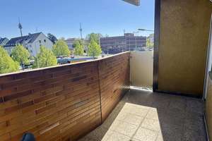 3-Zimmer-Wohnung mit Balkon und Aufzug in  Nürnberg - St. Leonhard – Die vollständige Adresse der Immobilie erhältst du vom Anbieter., 90439 St. Leonhard, Nürnberg – Vorschaubild 3
