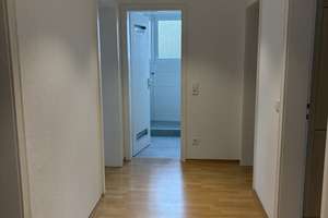 Freundliche, modernisierte 3-Zimmer-EG Wohnung mit Südbalkon, EBK und zusätzlichem Arbeitsraum – Die vollständige Adresse der Immobilie erhältst du vom Anbieter., 70567 Möhringen-Süd, Stuttgart – Vorschaubild 1