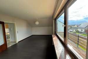 Vellmar - Hübsche Dachgeschosswohnung mit Balkon in ruhiger Lage