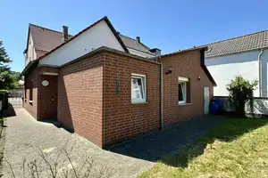 Großes Ein- bis Zweifamilienhaus im Zentrum! – Lippe (Kreis) – Vorschaubild 2